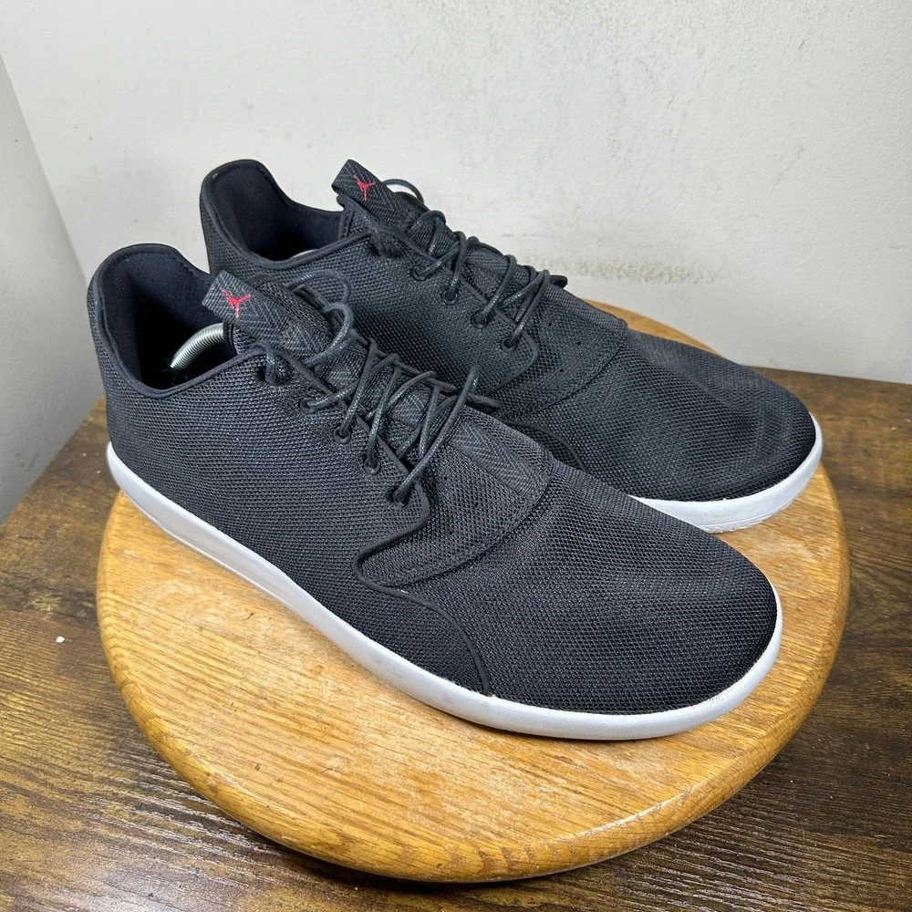 Jordan Eclipse Black Gym Red Men Lifestyle Sneakers 724010-001 Size 14